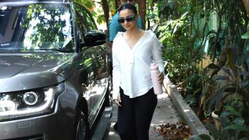 Alia Bhatt gets clicked by paps at a dubbing studio