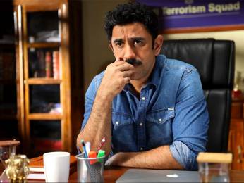 Amit Sadh kicks off the second schedule of Main in Mumbai Amit Sadh kicks off the second schedule of Main in Mumbai