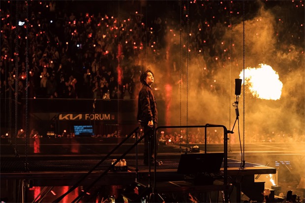 BTS' SUGA wraps US leg of world tour that garnered 155,000 fans over 11 concerts BTS' SUGA wraps US leg of world tour that garnered 155,000 fans over 11 concerts