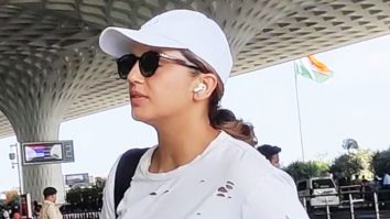 Huma Qureshi rocks the casual airport look