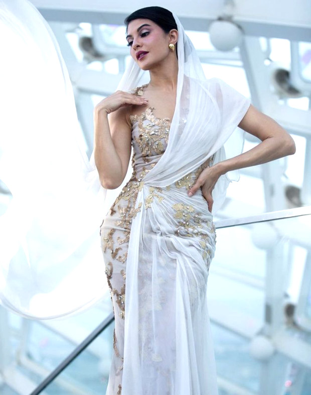 IIFA 2023: Jacqueline Fernandez bedazzles in a veiled white and gold gown