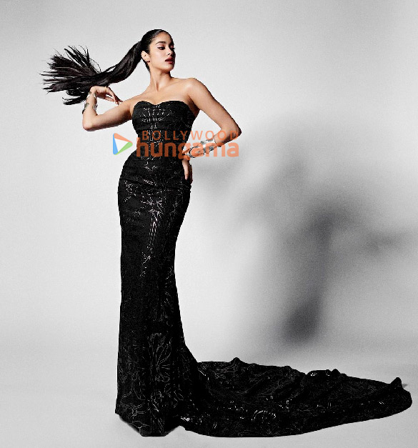 janhvi kapoor 10 12