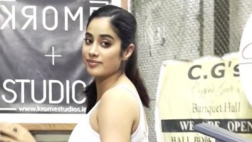 Janhvi Kapoor poses with fans as she gets clicked in the city
