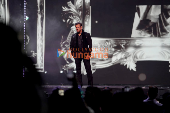 photos celebs grace iifa awards 2023 in abu dhabi3 28