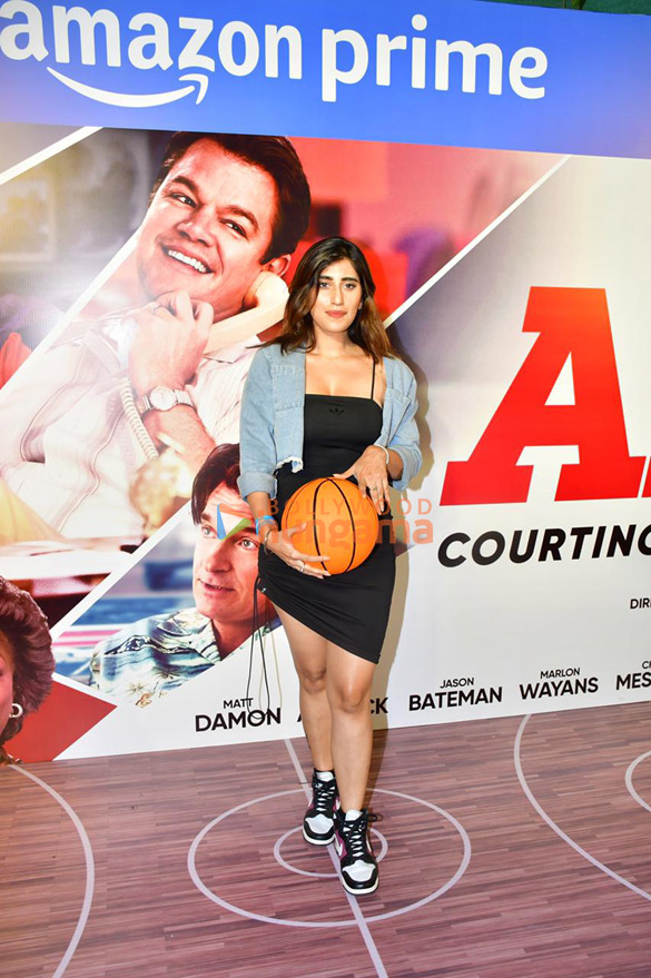 photos celebs grace the premiere of air courting a legend 4