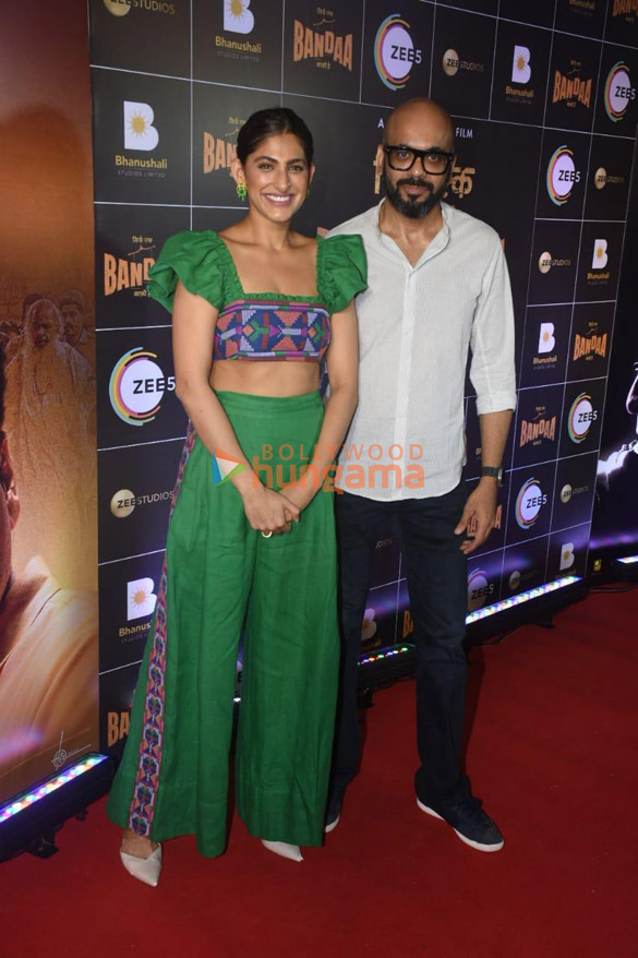 photos celebs grace the premiere of bandaa 13