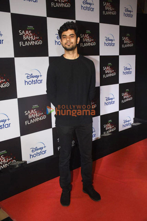 photos celebs grace the premiere of saas bahu aur flamingo 12