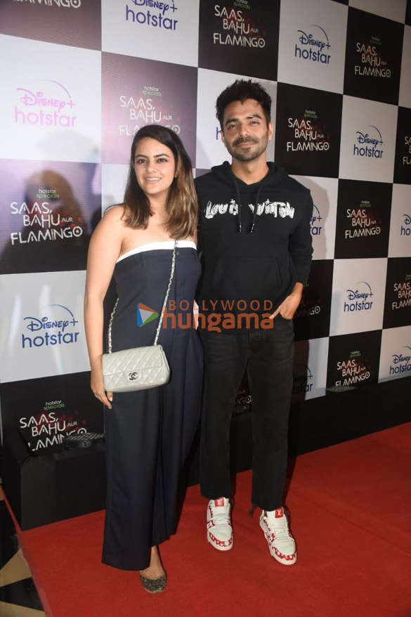 photos celebs grace the premiere of saas bahu aur flamingo 25