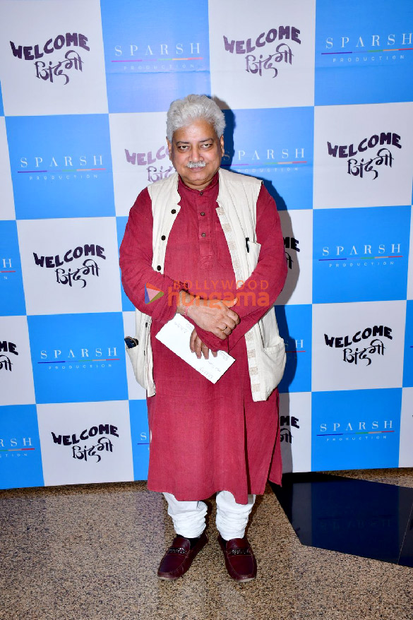 photos celebs snapped attending the play welcome zindagi 4