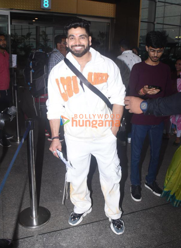 photos jacqueline fernandez sonal chauhan and others snapped at the airport 7