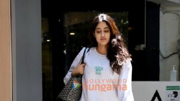 Photos: Janhvi Kapoor snapped at the gym in Bandra