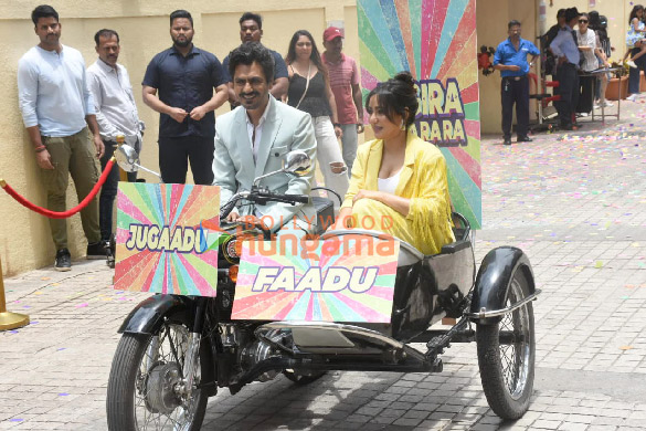 photos nawazuddin siddiqui and neha sharma snapped promoting jogira sara ra ra 5