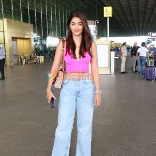 Photos: Pooja Hegde, Shriya Saran, Kareena Kapoor Khan and others snapped at the airport