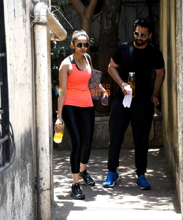 Photos: Rakul Preet Singh and Jackky Bhagnani spotted outside the gym in Santacruz | Parties & Events