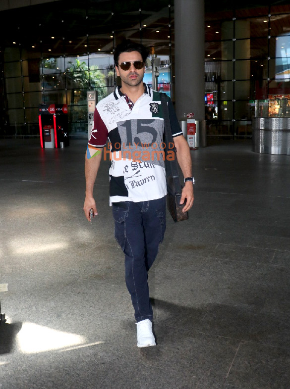 photos shriya saran neha kakkar raftaar and others snapped at the airport 3