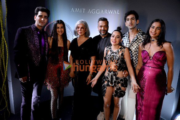 photos uorfi javed and zeenat aman snapped with fashion designer amit aggarwal at his 3rd flagship store at dlf emporio mall vasant kunj in new delhi 2