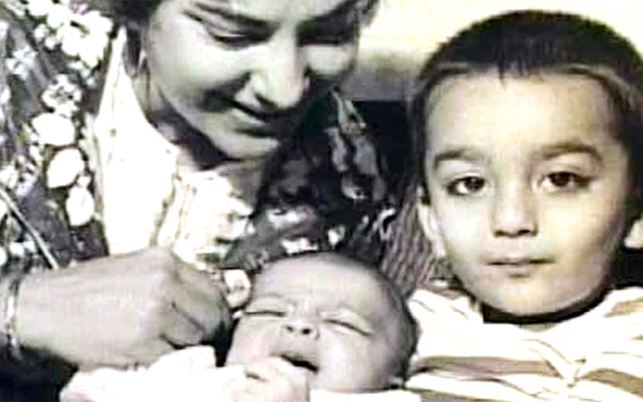 Sanjay Dutt pens a heartfelt note for mother Nargis Dutt on her 42nd death anniversary; see post