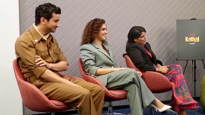 Sanya Malhotra slays in this Super Fun Fruit Quiz | Kathal | Bollywood Hungama Sanya Malhotra slays in this Super Fun Fruit Quiz | Kathal | Bollywood Hungama