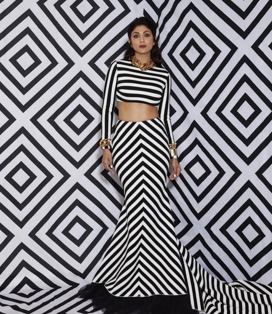 Shilpa Shetty makes stripes look chicer in a stunning striped skirt set by Gauri & Nainika