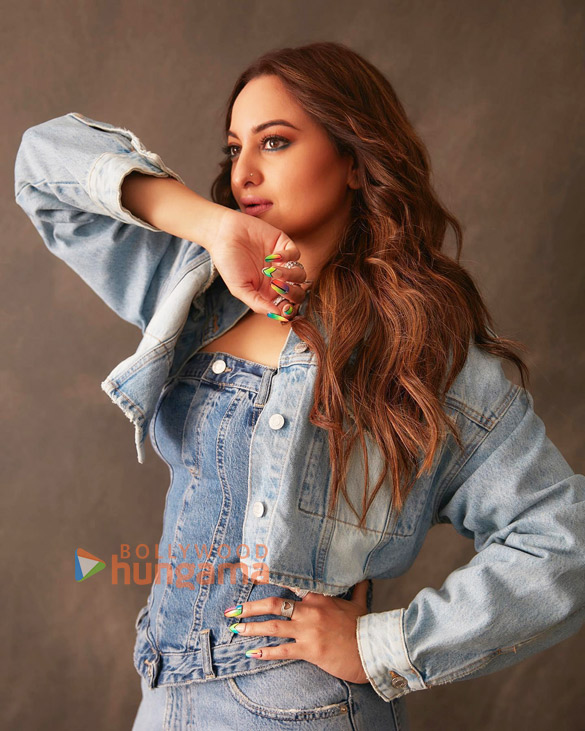 sonakshi sinha 11 2 6