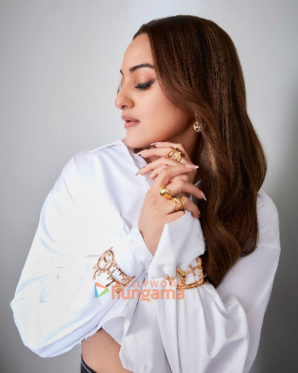 sonakshi sinha 4 82