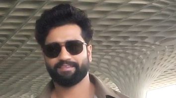 Vicky Kaushal looks dapper as he gets clicked at the airport