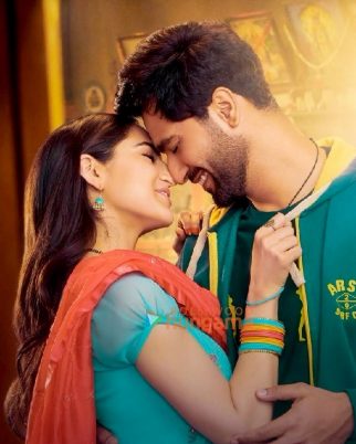 Zara Hatke Zara Bachke