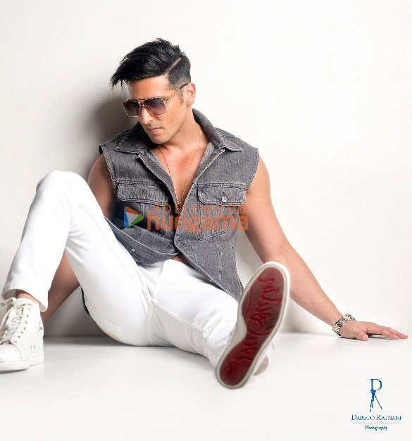 zayed khan 2 10