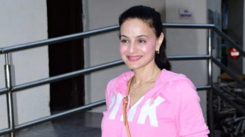 Ameesha Patel looks pretty dressed in all pink