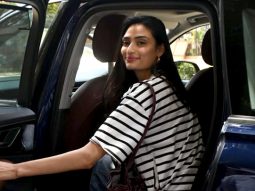 Athiya Shetty looks super chic as she gets papped in the city