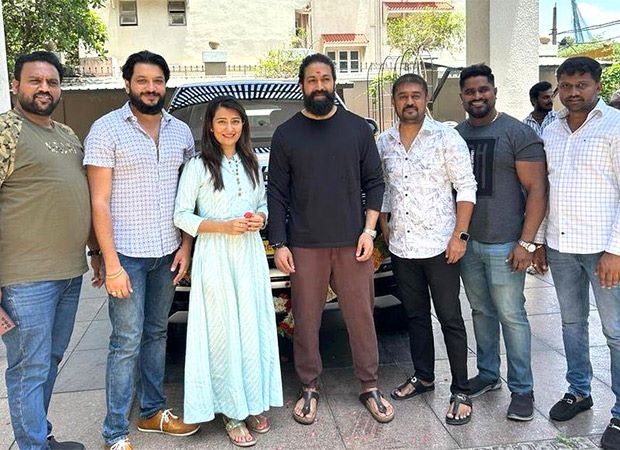 KGF star Yash flaunts his swanky new Range Rover in this latest video that is going viral