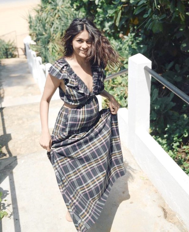 Mrunal Thakur’s cutout chequered maxi dress is ideal for leisurely ...