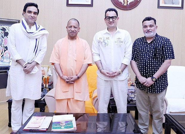 Pankaj Tripathi and Main Atal Hoon director Ravi Jadhav meet UP Chief Minister Shri Yogi Adityanath as they start shooting in Lucknow