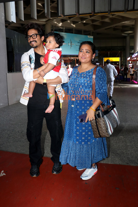 photos adah sharma sonu nigam and others snapped at the airport 5