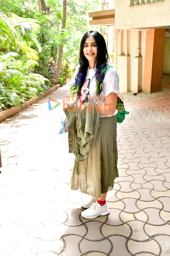 photos adah sharma spotted outside her house 4