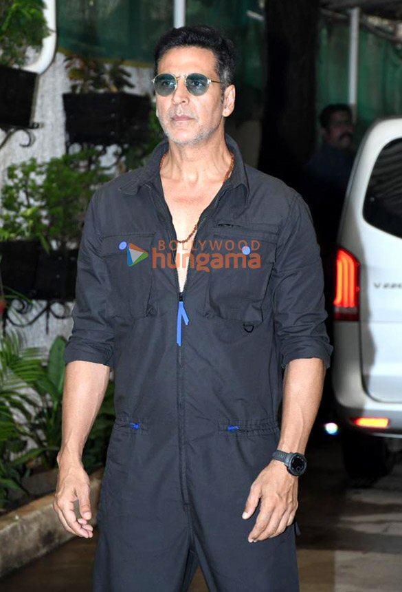 photos akshay kumar snapped post dubbing for the film the great indian rescue at sunny super sound 1