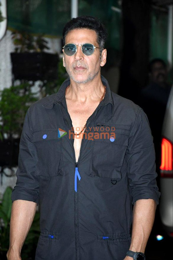 photos akshay kumar snapped post dubbing for the film the great indian rescue at sunny super sound 2