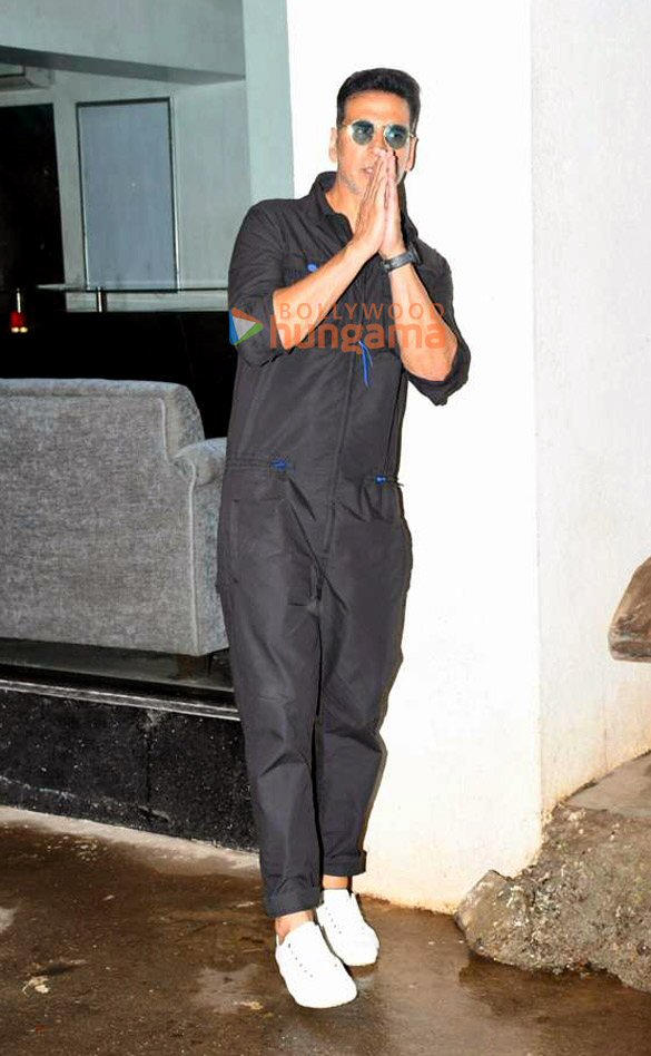 photos akshay kumar snapped post dubbing for the film the great indian rescue at sunny super sound 5