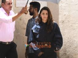 Photos: Alia Bhatt snapped at Mehboob Studio in Bandra