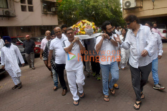 photos celebs attend gufi paintals funeral 4