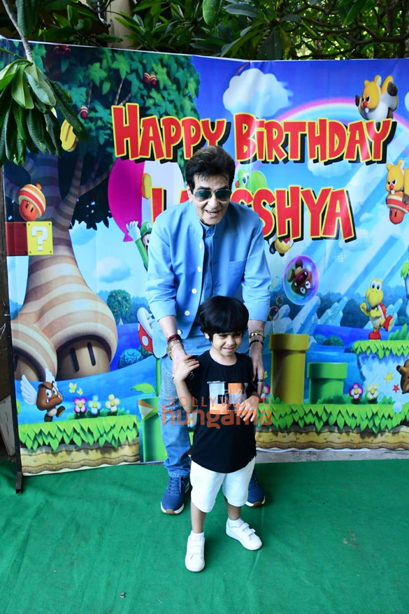 photos celebs grace tusshar kapoors son laksshyas birthday party 3 2