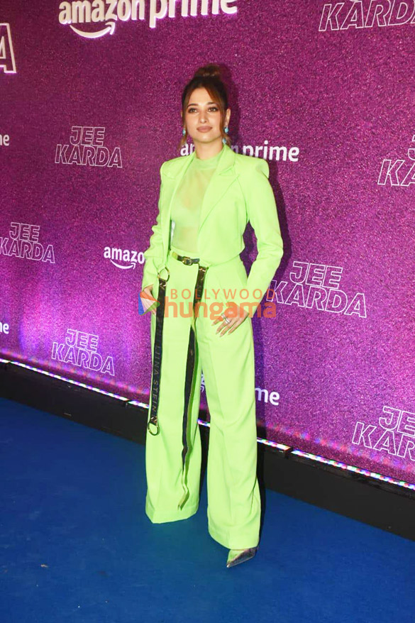 photos celebs grace the premiere of jee karda 899 12