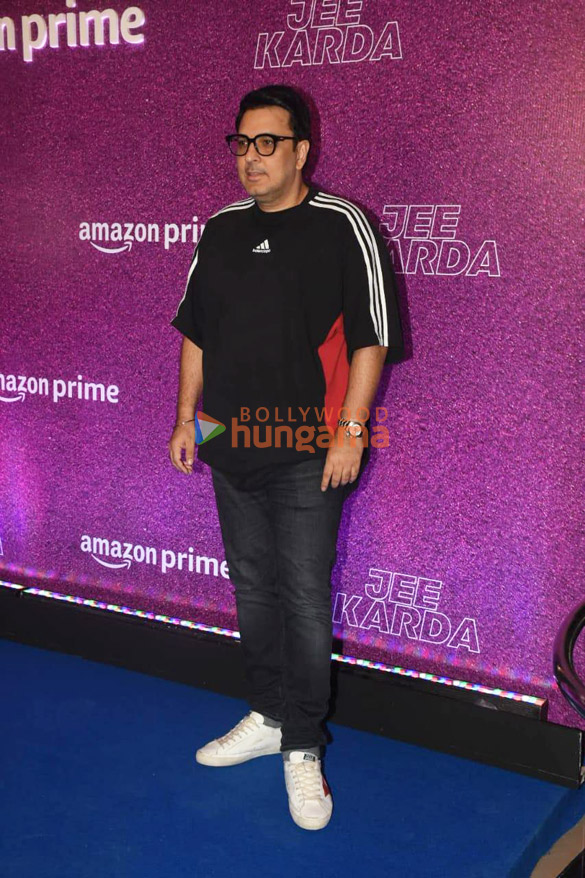 photos celebs grace the premiere of jee karda 899 13