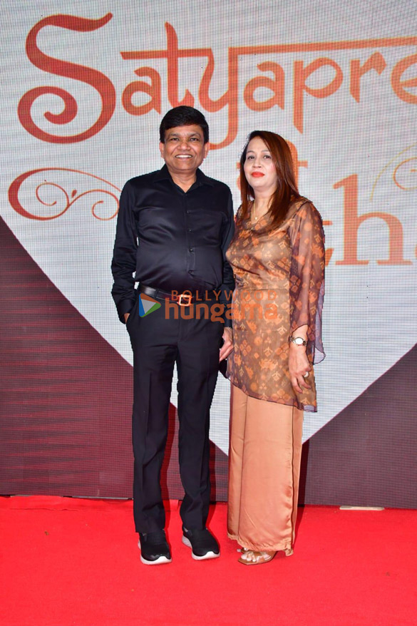 photos celebs grace the premiere of satyaprem ki katha 6