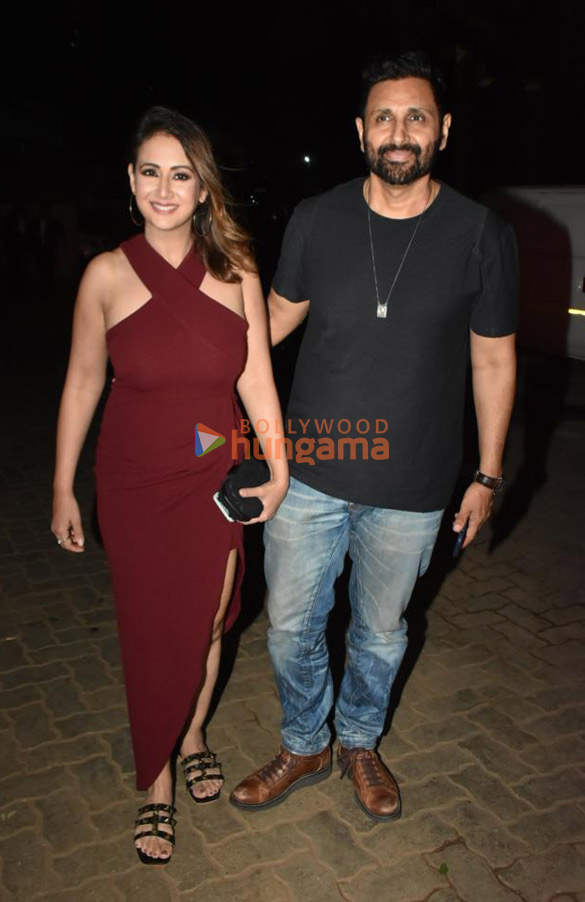 photos celebs grace the success party of society achievers and society interiors design magazines 8