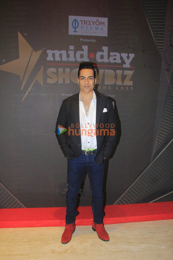 photos celebs snapped at midday showbiz icon awards 2023 24