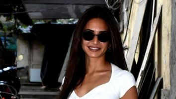 Photos: Kriti Kharbanda snapped in Bandra