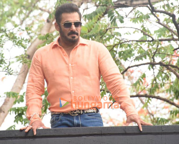 photos salman khan snapped promoting bigg boss ott 6