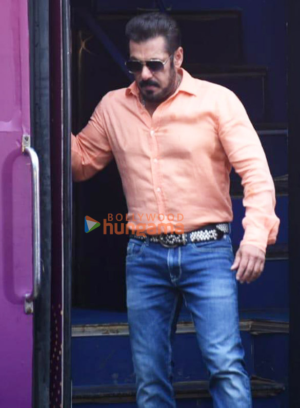 photos salman khan snapped promoting bigg boss ott 9