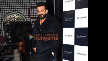 Photos: Sanjay Dutt spotted in Khar